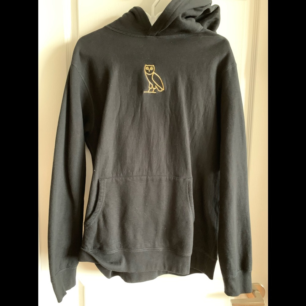 OVO hoodie extra large in black with gold color threading
